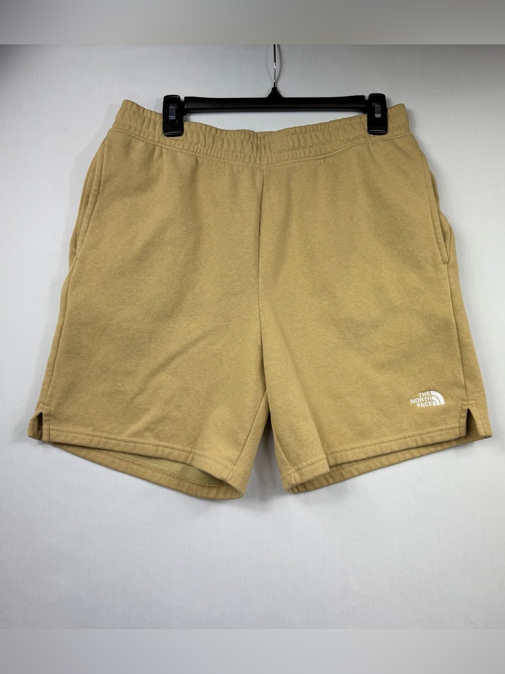 The North Face Men’s Evolution Khaki Shorts Size Medium